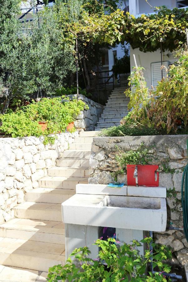 Apartments By The Sea Pisak, Omis - 1014 Kültér fotó